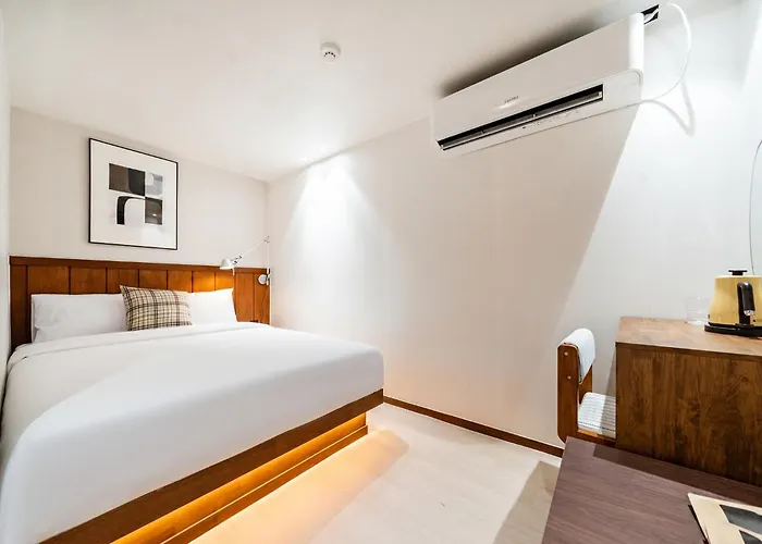 The Shim Suyu Hotel